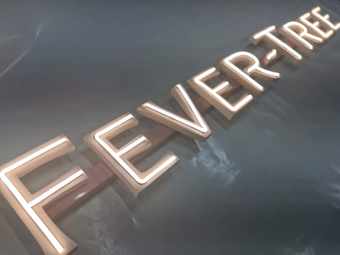 #skyltex #skyltexse #skylt #skyltar #neon #ljusreklam #ljusskyltar #presentreklam #plåtskyltar #vägskyltar #specialskyltar #företagsprofilering #mässor #scendekor #events #tullinge #reklam #design #ads #Affischer #Banderoller #Beachflaggor #Livsstil #Häften #Kuvert #Muggar #RollUp