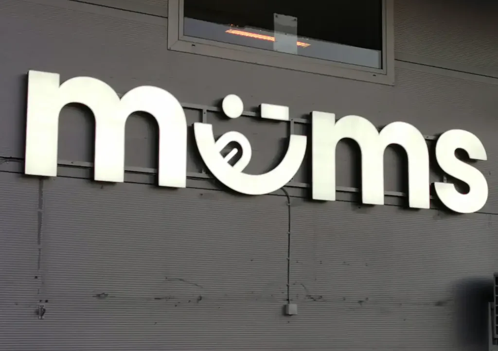 Ljusskyltar, ljuslådor och LED-skyltar